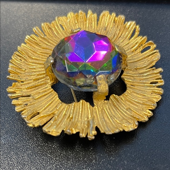 Jewelry - Judith Green Gold and Multicolor Brooch